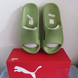 NEW IN BOX PUMA Shibui Cat Slide Sandals SIZE 7 Mens 9 Womens